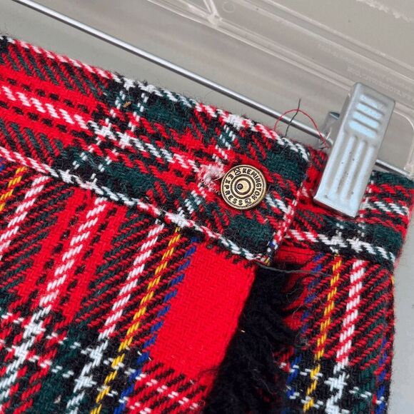 Vintage 1970s Red Plaid Wool Tartan Wrap Skirt with Button Detail, Size M - Picture 10 of 13